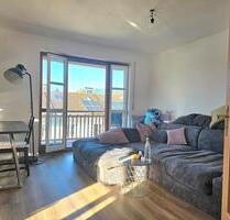 Helle 2 Zimmer-Wohnung mit Balkon in Bad Tölz