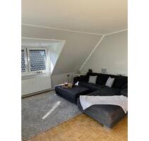 Teilmöbliert DG-Wohnung auf Zeit - Essen Stadtbezirk II