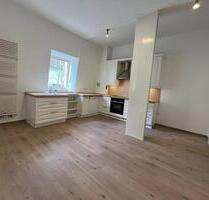 Helle Wohnung im 2. OG mit Einbauküche - Duisburg Mittelmeiderich