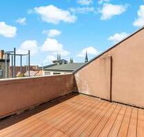 Charmante Dachgeschosswohnung mit Dachterrasse in der Sternstraße! - Halle (Saale)