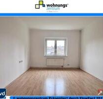 Hübsche helle 3-Zimmer-Wohnung, Wannenbad, geräumige Küche, frisch gemalert! - Dresden Cotta