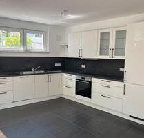 Dreizimmerwohnung mit EBK, Stellplatz in alten Hechtsheimer Ortskern - Mainz Ebersheim