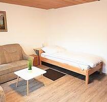 Schönes großes Zimmer für Monteure Wochenend-Heimfahrer - Essenbach