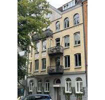 2 Zimmer Altbau komplett saniert in der Lutherstraße - Kiel Südfriedhof