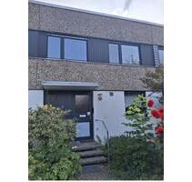 Charmantes Reihenmittelhaus in Duisburg-Großenbaum (Anfragestopp)