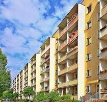 5-Raum-Wohnung in ruhiger Lage - 630,00 EUR Kaltmiete, ca.  126,00 m² in Zwickau (PLZ: 08062) Neuplanitz