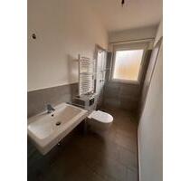 schöne 1 Raumwhg. mit neuem Duschbad, Balkon und EBK - Berlin Charlottenburg-Wilmersdorf