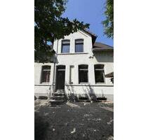 Stilvoll eingerichtetes Einfamilienhaus mit großem Garten - Peine Südstadt