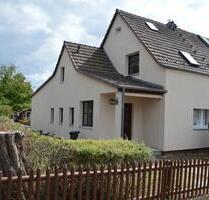 Möbliertes Haus mit großem Garten für 12 Monate zu vermieten - Berlin Reinickendorf