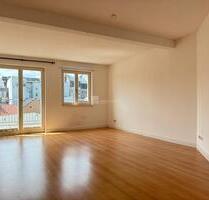 Über den Dächern von Schwerin: 3-Zimmer am Pfaffenteich – 3. Obergeschoss - Dachterrasse in Bestlage