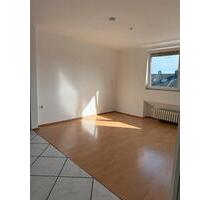 Befristetes Mietangebot - schöne 2 12 - Zimmerwohnung - Düsseldorf Stadtbezirk 8