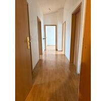 4 Zimmer Wohnung - 1.000,00 EUR Kaltmiete, ca.  90,00 m² in Schaafheim (PLZ: 64850)