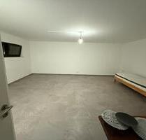 Renovierte Wohnung - 600,00 EUR Kaltmiete, ca.  60,00 m² in Hammersbach (PLZ: 63546)