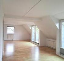 Helle 2 Zimmer Wohnung mit 2 Balkonen in ruhiger Lage! - Kiel Elmschenhagen