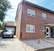 Wunderschöne Doppelhaushälfte in begehrter Lage - Düren-Süd