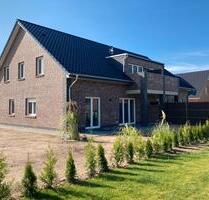 Wohnung am Wasser - 1.230,00 EUR Kaltmiete, ca.  85,00 m² in Otterndorf (PLZ: 21762)