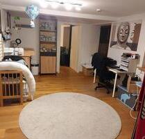 MEGAGROSSE TRAUMWOHNUNG im idyllischen Staufen Wettelbrunn mit großer Außen-Terrasse & 2 Stellplätze - Staufen im Breisgau