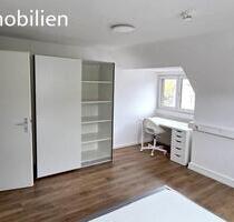 Möbliertes WG-Zimmer - 18,4 m² in großer DG-Wohnung, nur an Einzelperson - zentrale Lage - Bahnhofsnähe Stadt Lörrach