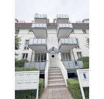 Helle Vier-Zimmer-Maisonette-Wohnung mit zwei Balkonen in Schwachhausen - Bremen