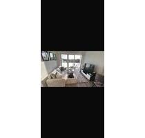 Mietwohnung - 1.300,00 EUR Kaltmiete, ca.  65,00 m² in Rellingen (PLZ: 25462)