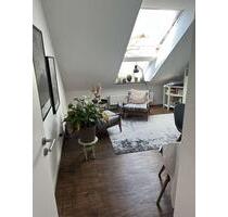 Charmante 2-Zimmer-Dachgeschosswohnung in Vahrenwald-List - Hannover