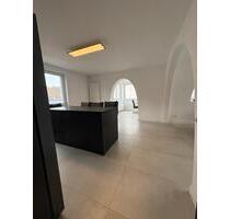 Wohnung über 2 Etagen kernsaniert Küche 2 Bäder - Hardegsen