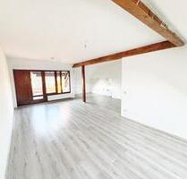 Renovierte Wohnung mit Dachterrasse, Garten und Stellplatz direkt am Schlosspark Strünkede WBS - Herne Baukau
