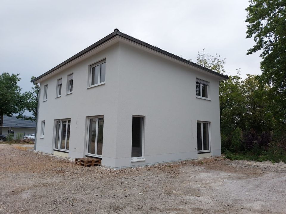 Einfamilienhaus Neubau ab 12.2023 zu vermieten Zwickau