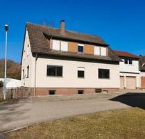 Zweifamilienhaus - 310.000,00 EUR Kaufpreis, ca.  149,00 m² in Wettringen (PLZ: 91631)