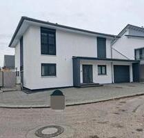 Einfamilienhaus Fertighaus - 670.000,00&nbsp;EUR Kaufpreis, ca.&nbsp; 151,00&nbsp;m&sup2; in Schwäbisch Gmünd (PLZ: 73525)