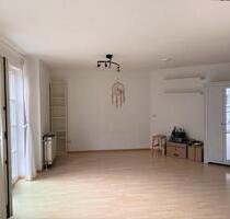 Helle 1-Zimmerwohnung mit Küche in 77709 Wolfach zu vermieten