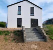 Neubau 2024: Modernes Einfamilienhaus mit PV Anlage - Haina (Kloster)