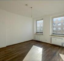 Helle Zwei-Zimmer Wohnung mit Tageslichtbad - Bremerhaven Mitte