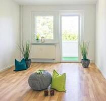 Bezugsfertige 2-Raum-Wohnung mit Balkon - Chemnitz Helbersdorf