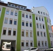 1-Zimmer-Wohnung komplett möbliert mit EBK in Fürth
