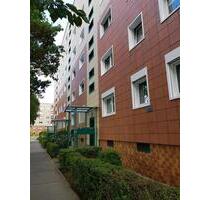 Ruhige 3 Raum Wohnung teilmöbliert,Balkon,EBK&Keller 5.Etg. 63qm - Berlin Treptow-Köpenick