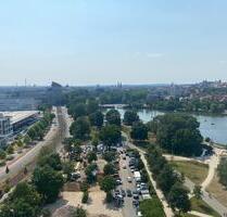 Möblierte 1-Zimmer-Wohnung in NÜRNBERG mit TRAUM Ausblick - Erlangen Alterlangen