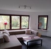 Erdgeschosswohnung, 2 Terrassen, Gartenzugang, ruhige Wohnlage - Forchheim