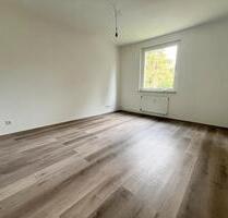 Renovierte 2-Zimmer-Wohnung! - 439,00 EUR Kaltmiete, ca.  50,70 m² in Essen (PLZ: 45356) Stadtbezirk IV