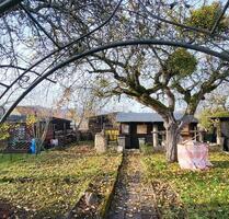 Schrebergärten ( 2 Stück ) - 4.750,00 EUR Kaltmiete, ca.  0,00 m² in Coburg (PLZ: 96450)