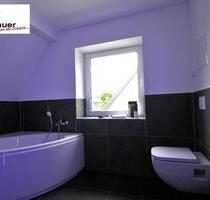 +++ 3 Zimmer mit Balkon und zentraler Lage..... +++ - Burkhardtsdorf
