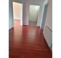 Wohnung mit separaten Eingang - 1.300,00 EUR Kaltmiete, ca.  96,00 m² in Castrop-Rauxel (PLZ: 44579) Bladenhorst