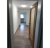 3-Zimmer-Wohnung in Otterberg DG - Zentral und Ruhig mit Garten - Hof Christiansreuth