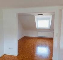 SB-Gersweiler: Frisch renovierte DG-Wohnung zu vermieten - Saarbrücken West