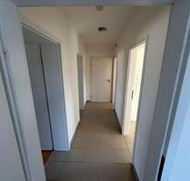 Helle 3-Zimmer-Wohnung, Balkon in Solingen-Merscheid