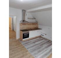 Renovierte Dachgeschosswohnung mit 2 Zimmern in Uni-Nähe - Clausthal-Zellerfeld