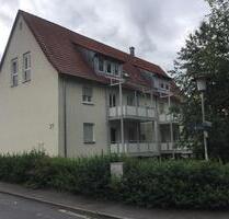 Hier fühlen Sie sich wohl: charmante 2-Zimmer-Dachgeschosswohnung - Laupheim