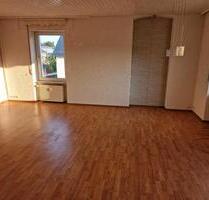 Schöne große 1.OG Wohnung - 750,00 EUR Kaltmiete, ca.  127,00 m² in Ötzingen (PLZ: 56244)