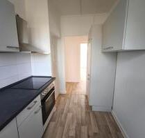 Wohnung mit Einbauküche + frisch renoviert! - Sangerhausen