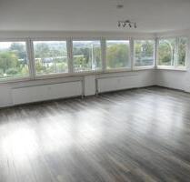 Großzügige 3,5 Zimmer Wohnung mit Top-Küche & Dachterrasse sofort - Braubach